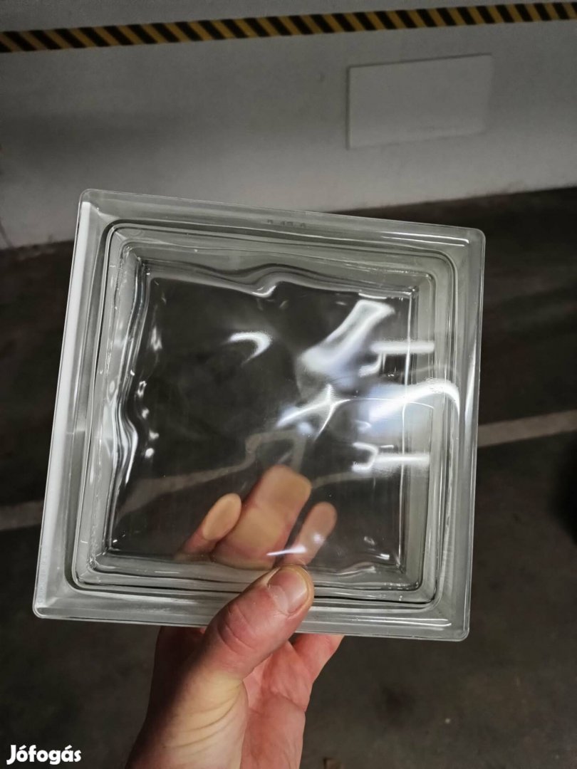 Üvegtégla átlátszó