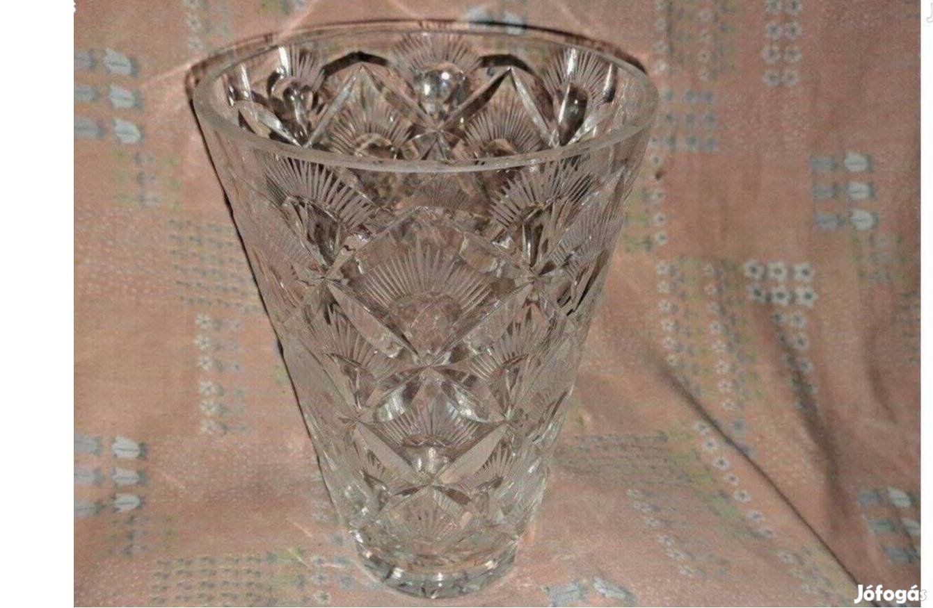 Üvegváza 21 cm