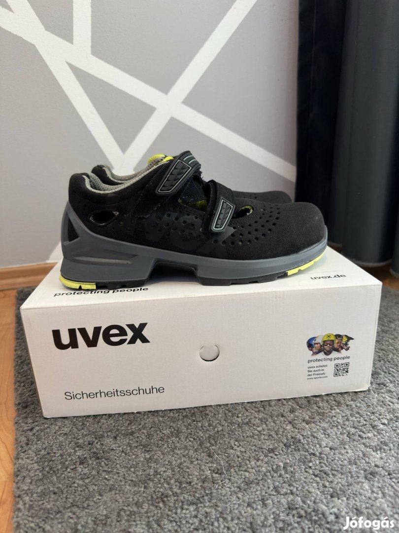Uvex Munkavédelmi szandálcipő
