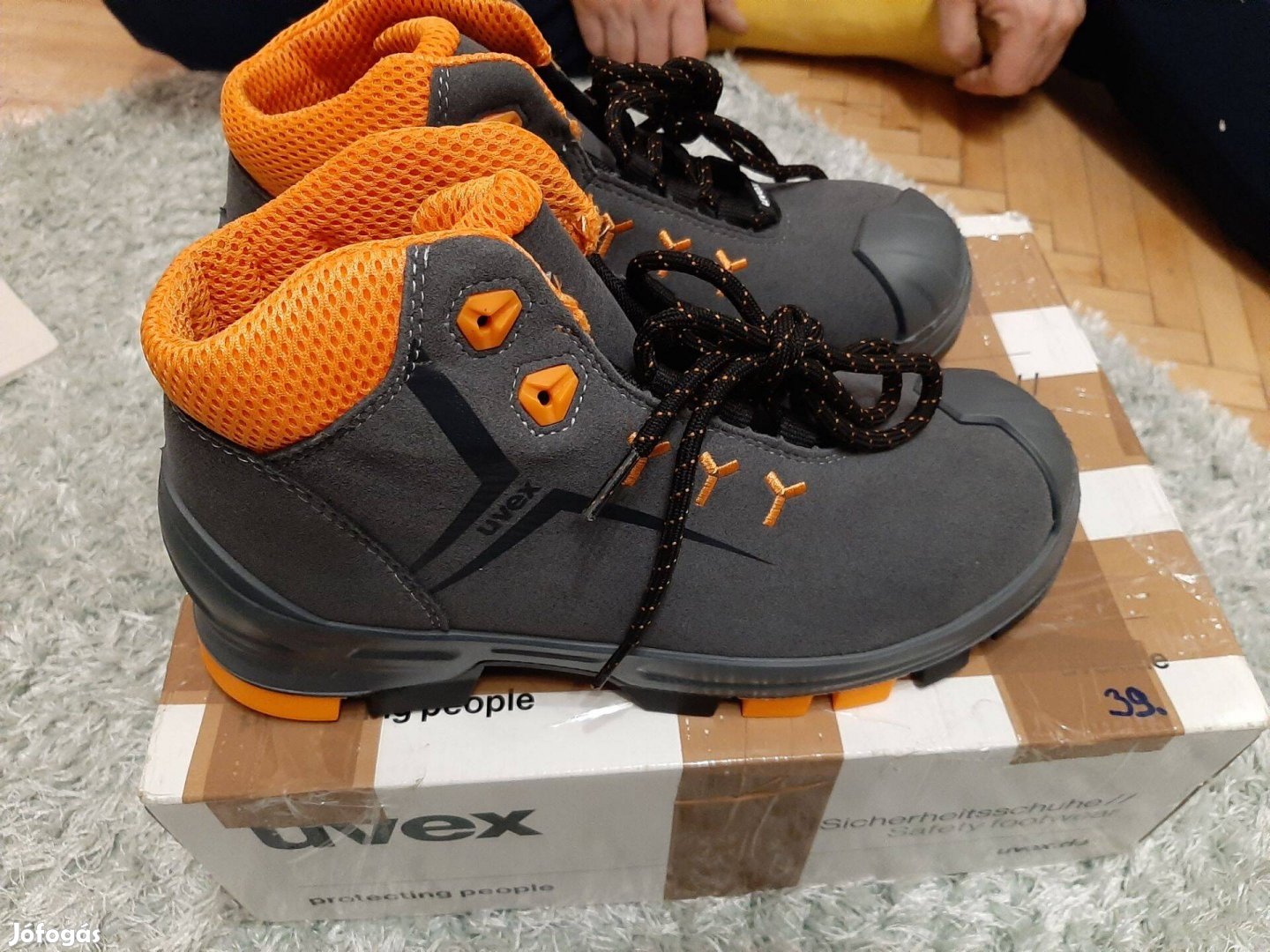 Uvex munkavédelmi cipő 39