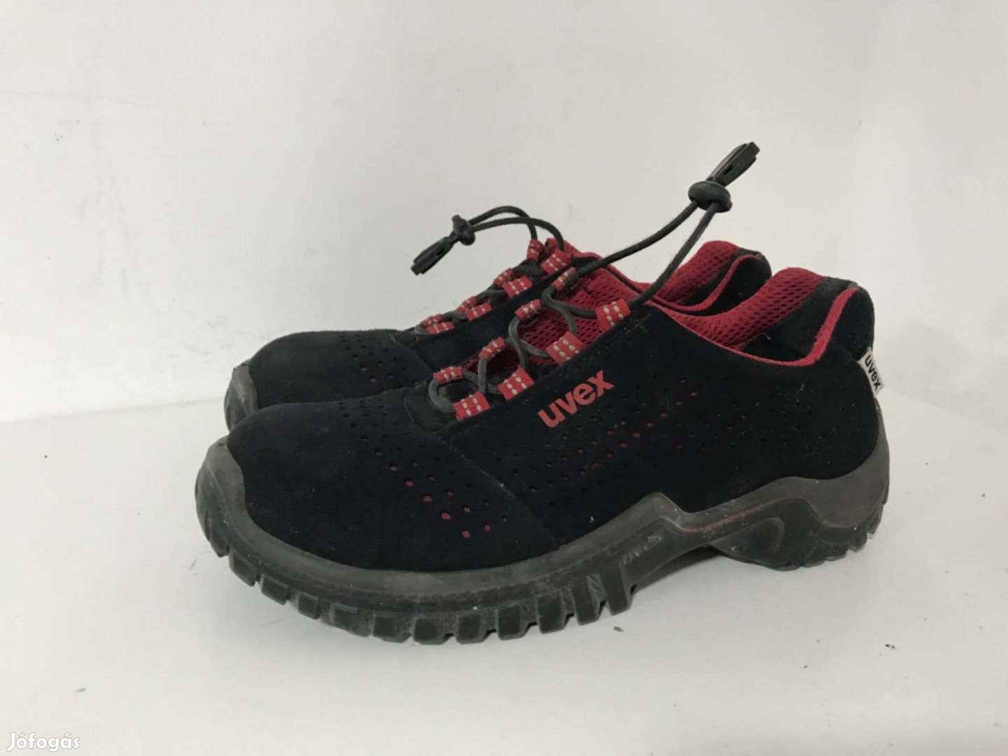 Uvex munkavédelmi cipő eur40