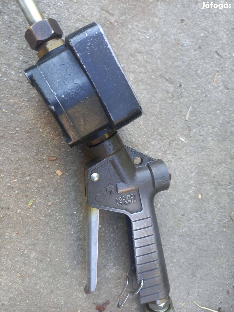 Üzemanyag tömlő puska áramlásmérővel