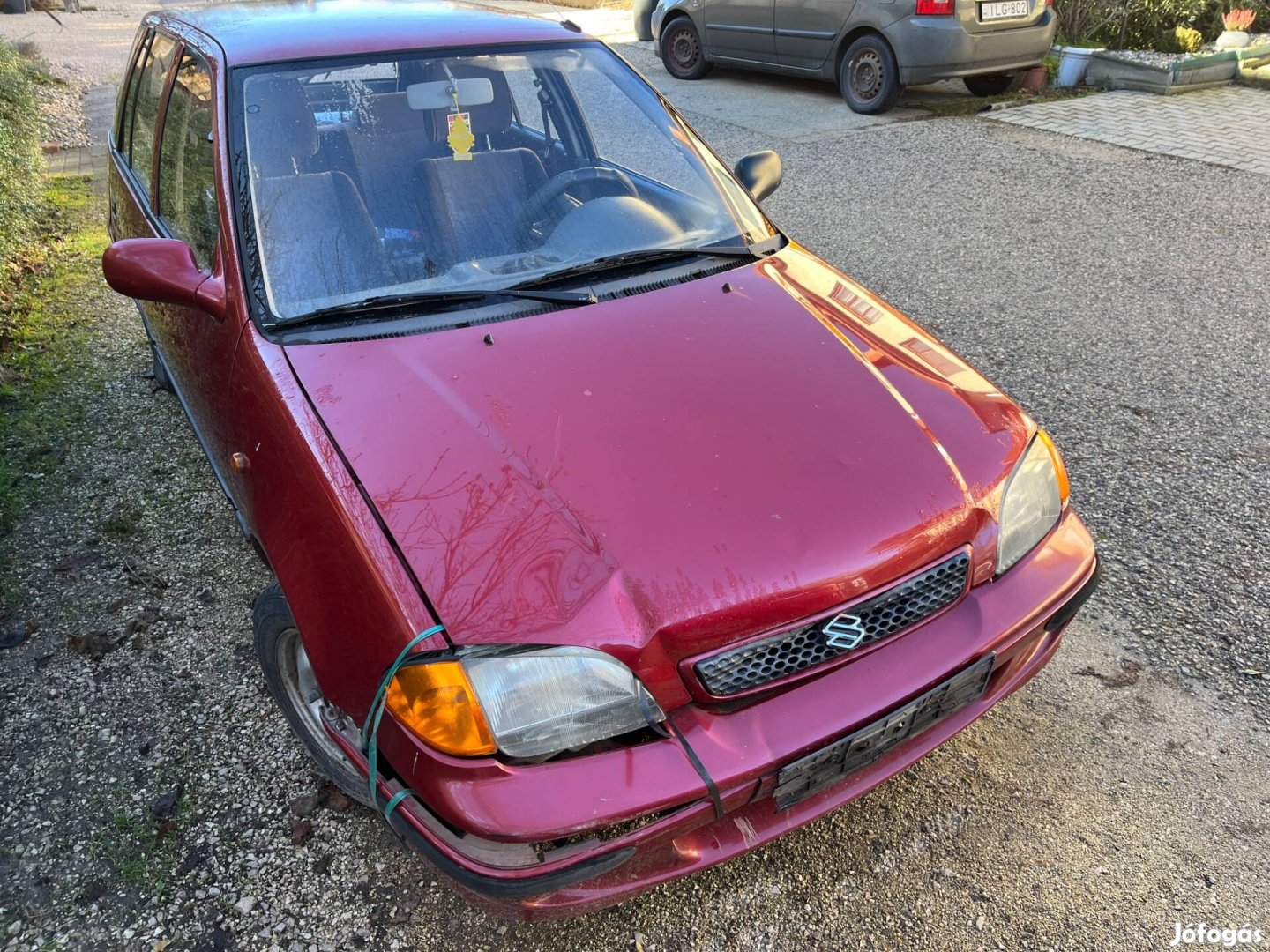 Üzemképtelen Suzuki Swift