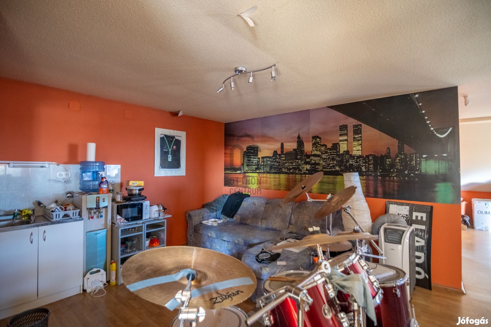 Üzlet és családi ház egyben vagy kétgenerációs családi ház