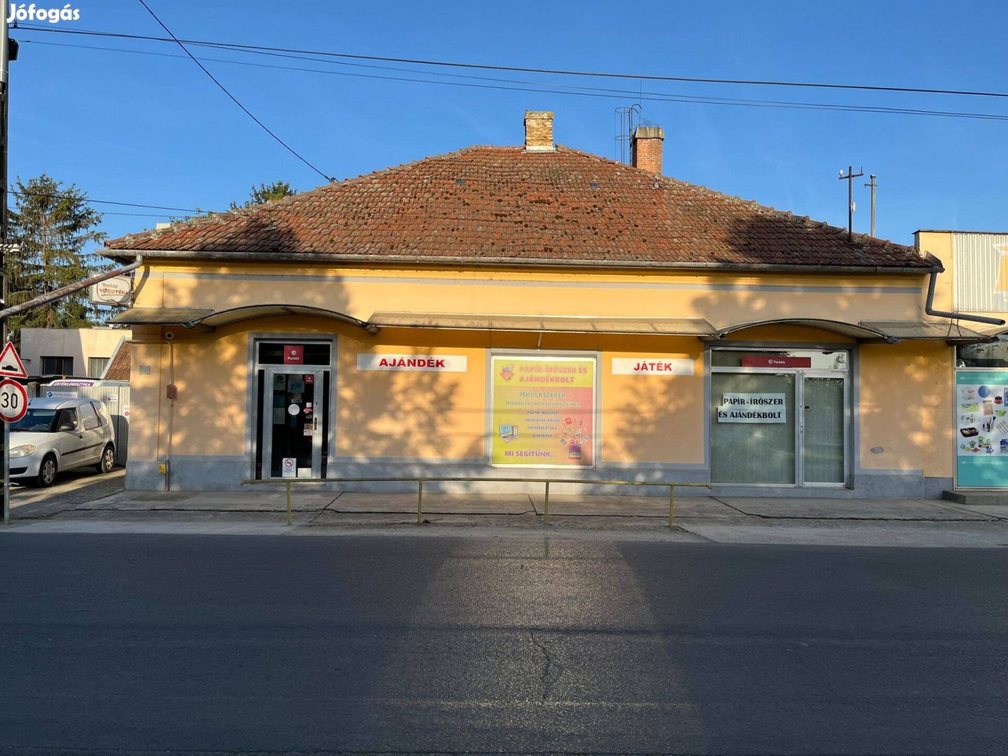 Üzlethelység eladó Újkígyóson