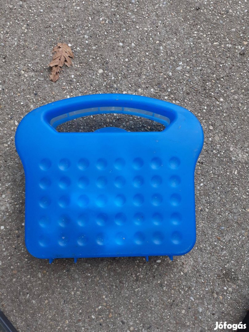 Uzsonnás füles doboz 23x26cm hibátlan új