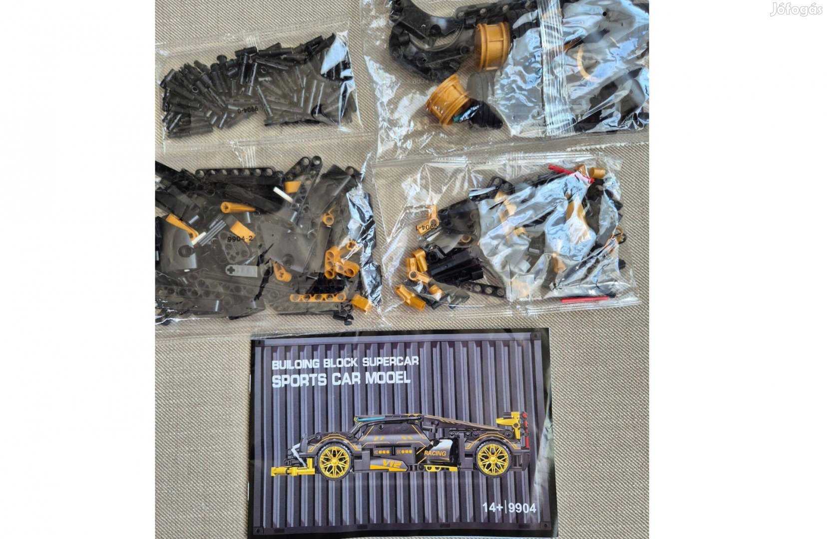 V12 Racing Car építőkészlet