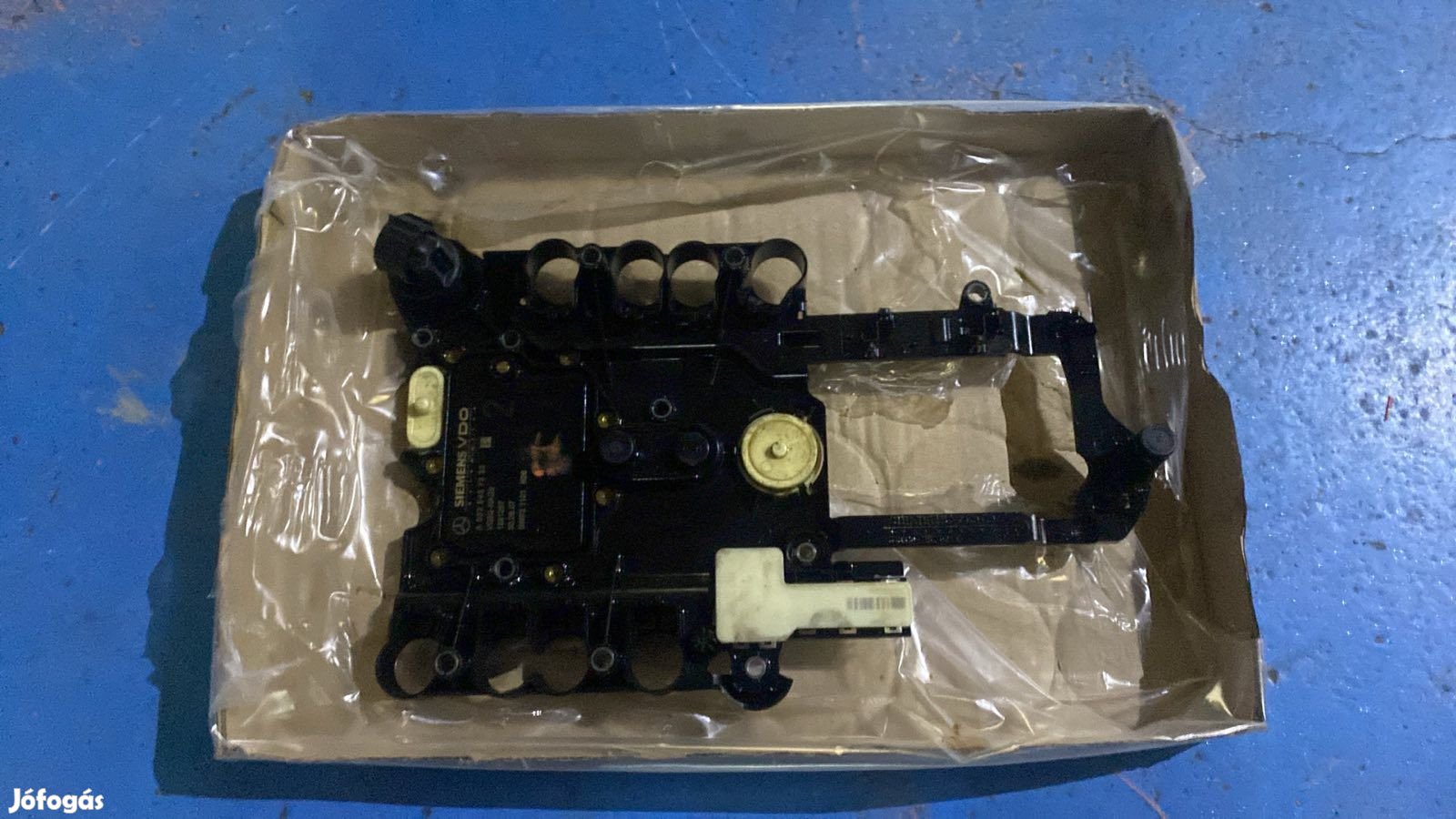 VÁLTÓVEZÉRLŐ 722.7 A0335457332 eladó