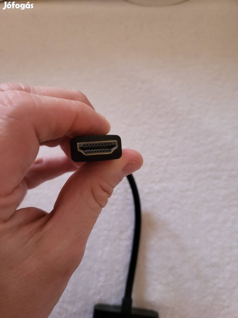 VGA HDMI átalakító Akasa