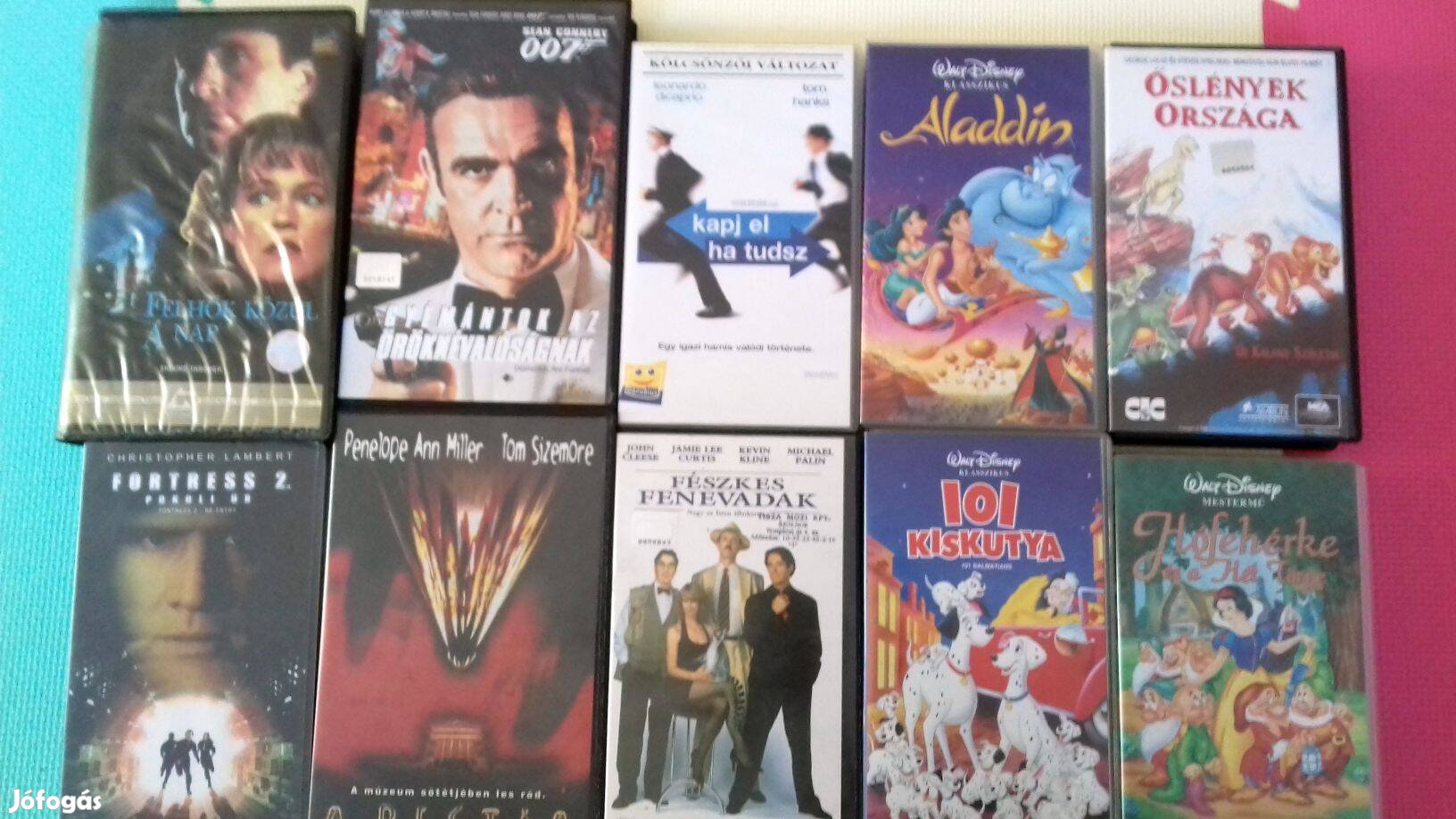 VHS kazetták DVD filmek egyben eladó