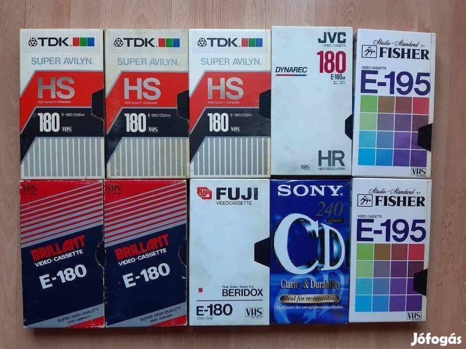 VHS kazetták egyben (10 db/180, 195, 240 perces)