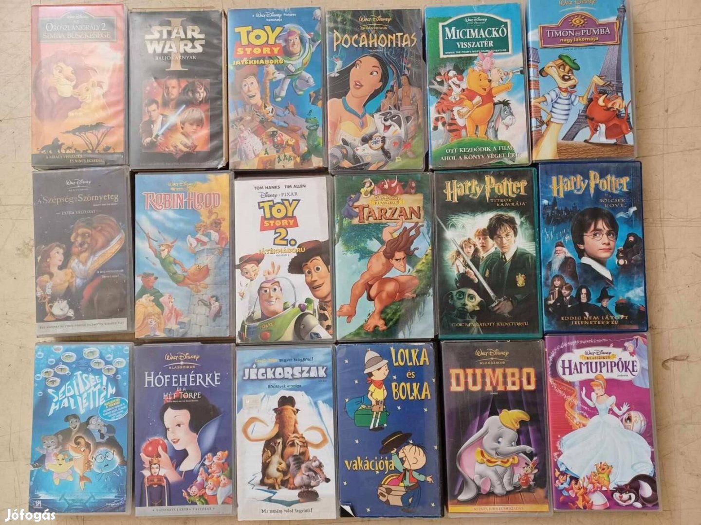 VHS műsoros kazetták 90 db 