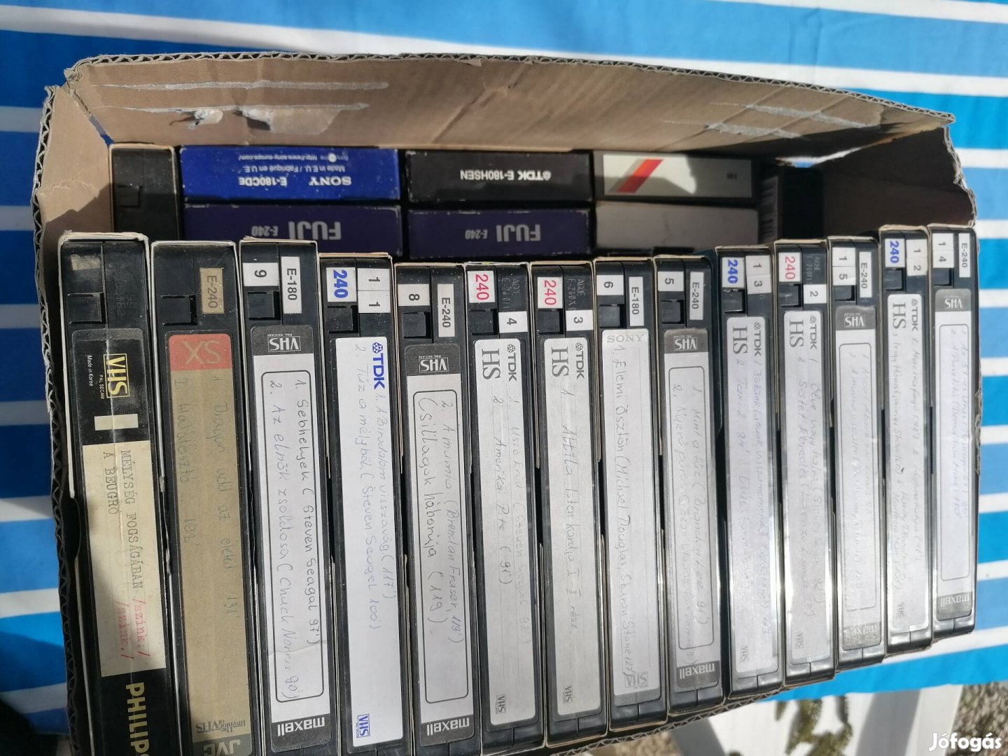 VHS videó kazetták, szinte ingyen elvihető! 