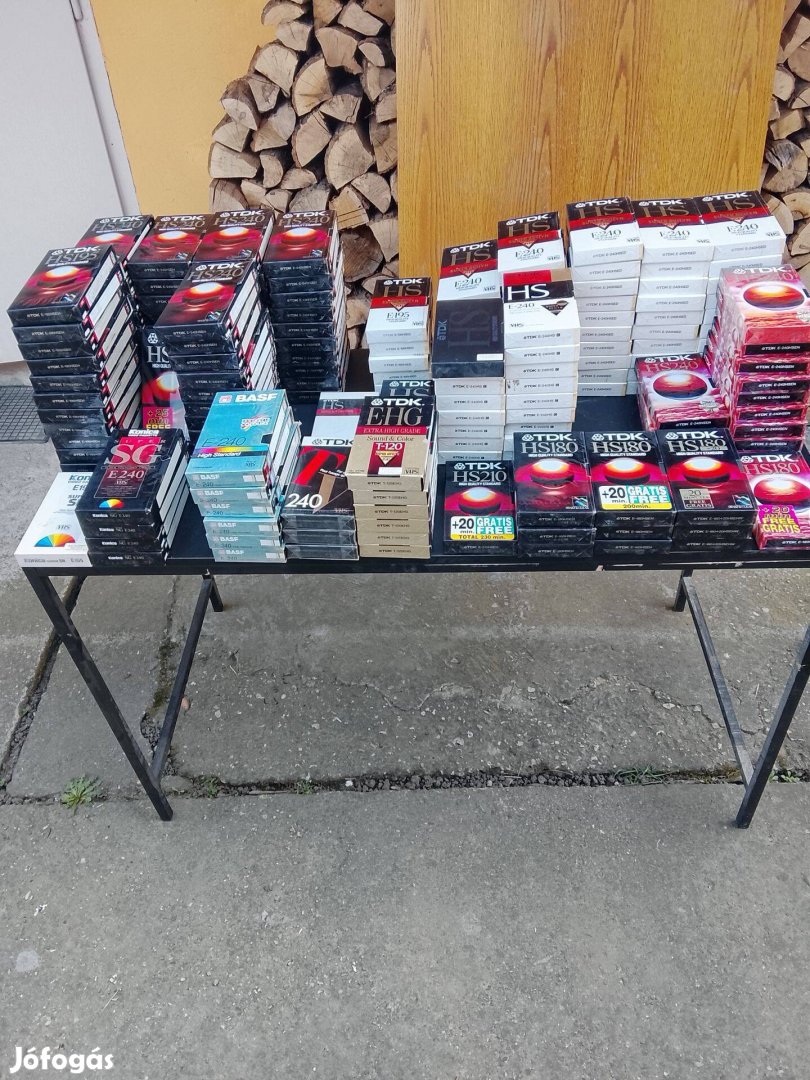 VHS videókazetta.videókazetták