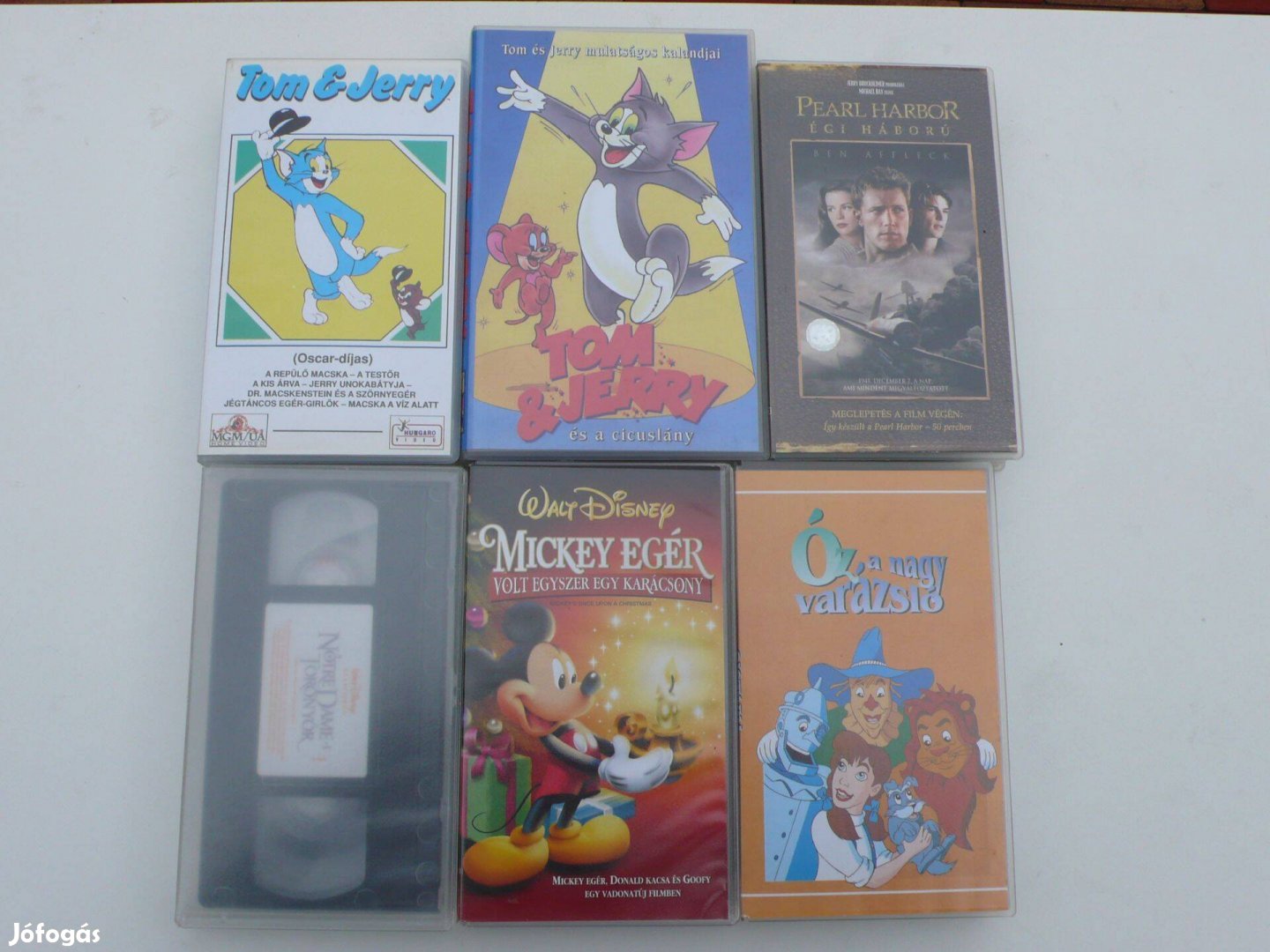 VHS vidoekazetta eladó