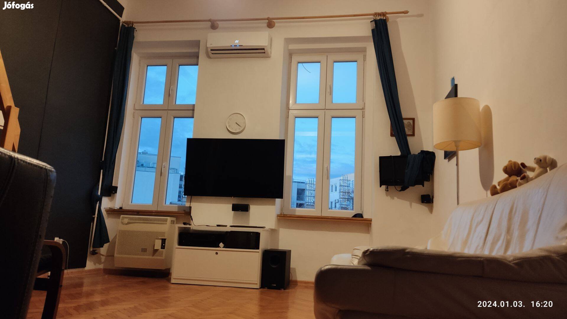 VIII. Baross utcában 32 nm + 8 nm galériás lakás eladó 45 M