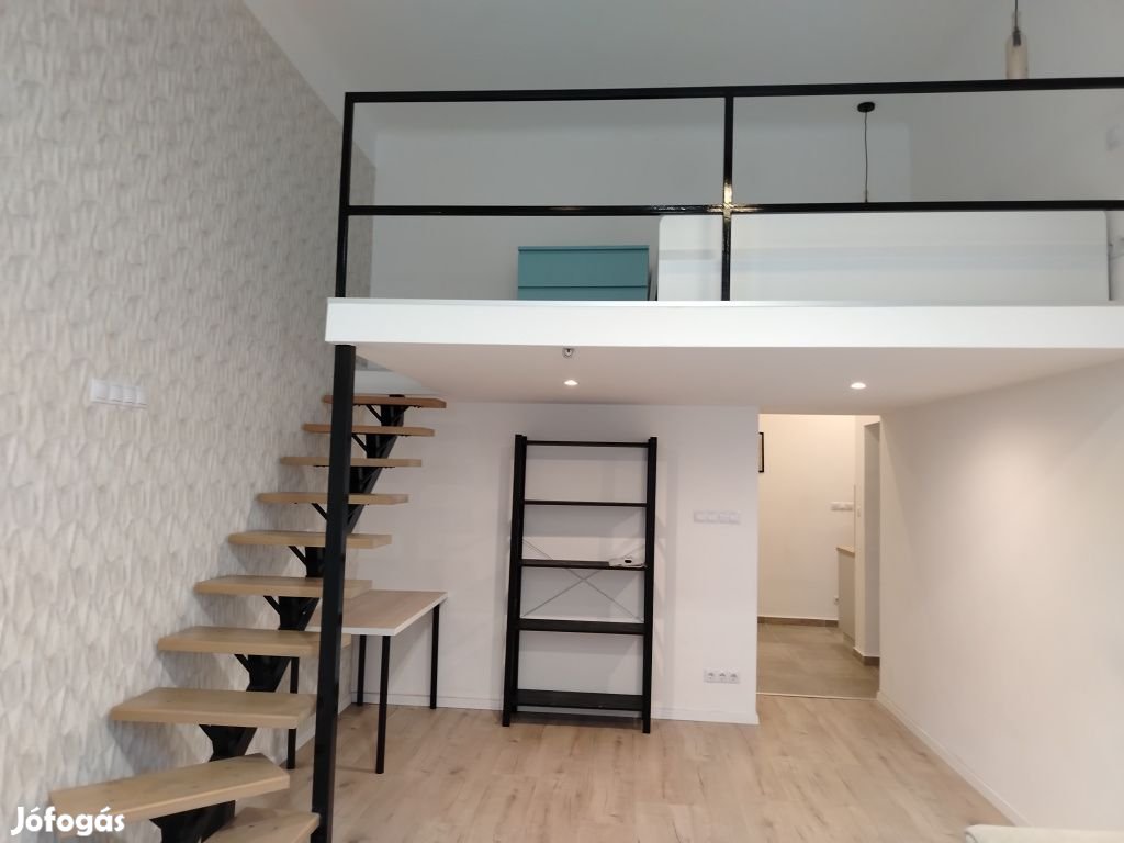 VIII. Kerület, Üllői út, 39 m2-es, 2. emeleti, társasházi lakás