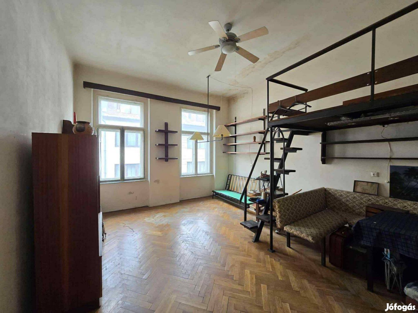 VIII. kerületben a Bródy Sándor utcában eladó lakás