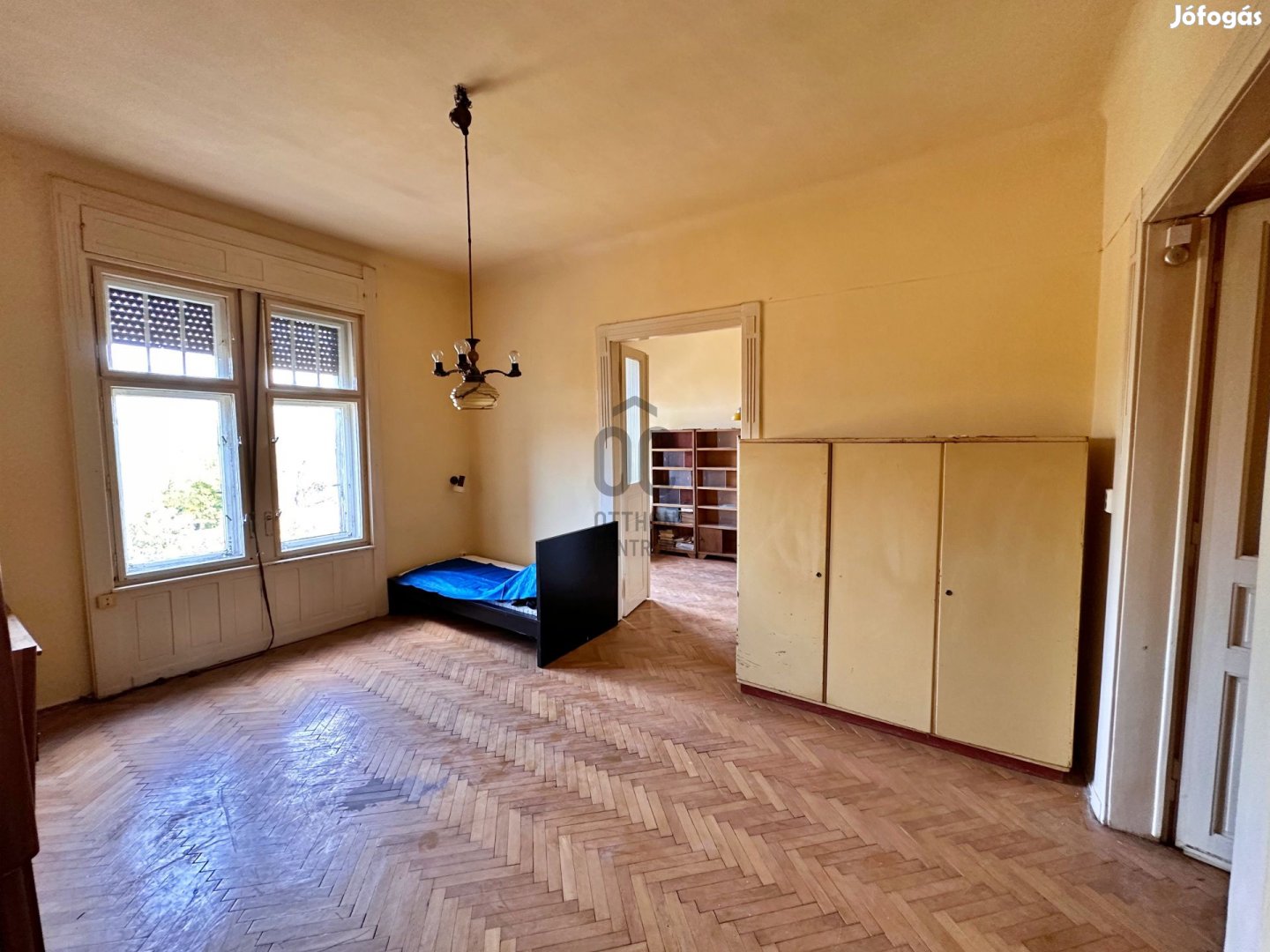VIII. kerületi eladó tégla társasházi lakás