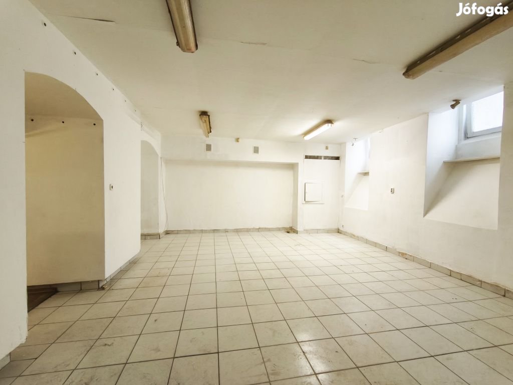 VII. Kerület, Erzsébetváros, 73 m2-es, üzlethelyiség utcai