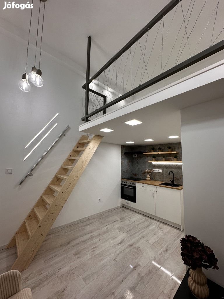 VII. Kerület, Keleti pu környékén, 26 m2-es, társasházi