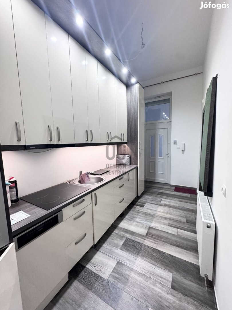 VII. kerületi eladó tégla társasházi lakás