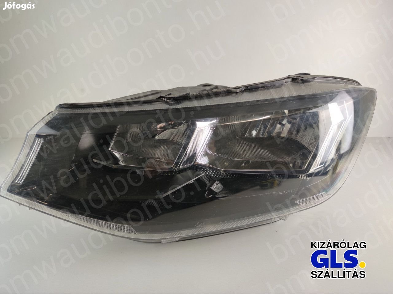 VOLKSWAGEN CADDY IV Dobozos (SAA, SAH) Bal első fényszóró (2K8941005D)