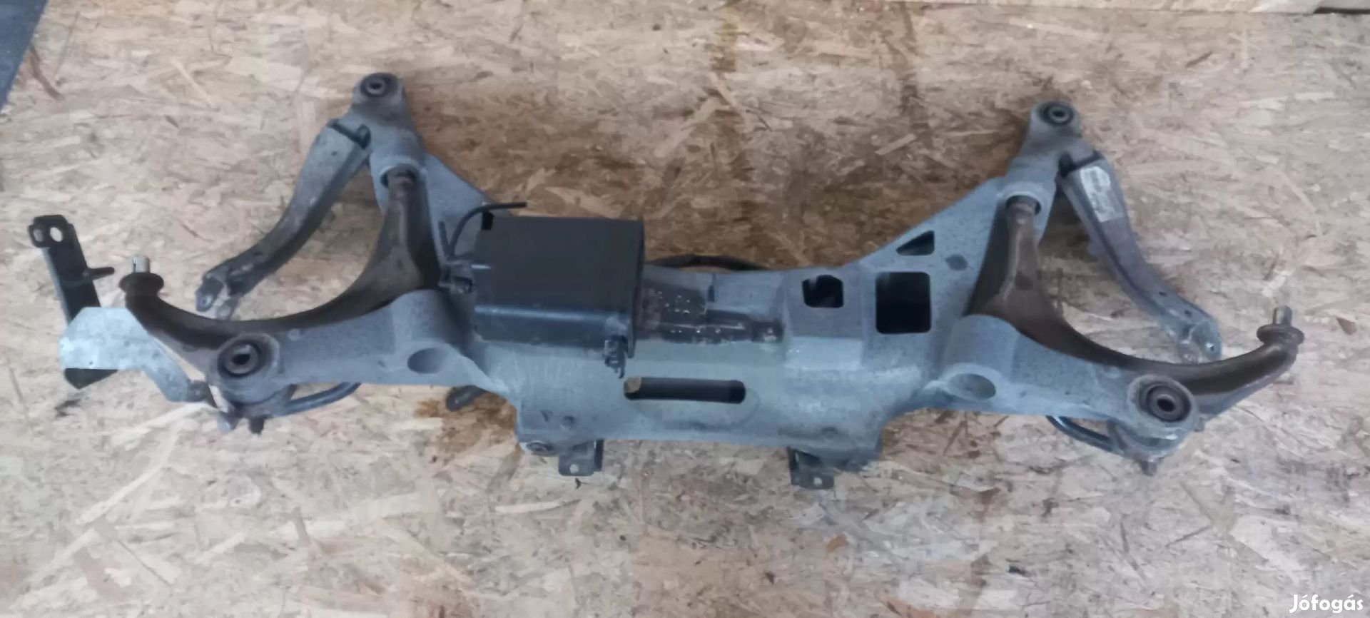 VOLVO S80 98-tól Hátsó híd futómű bölcső lengőkar stabrúd