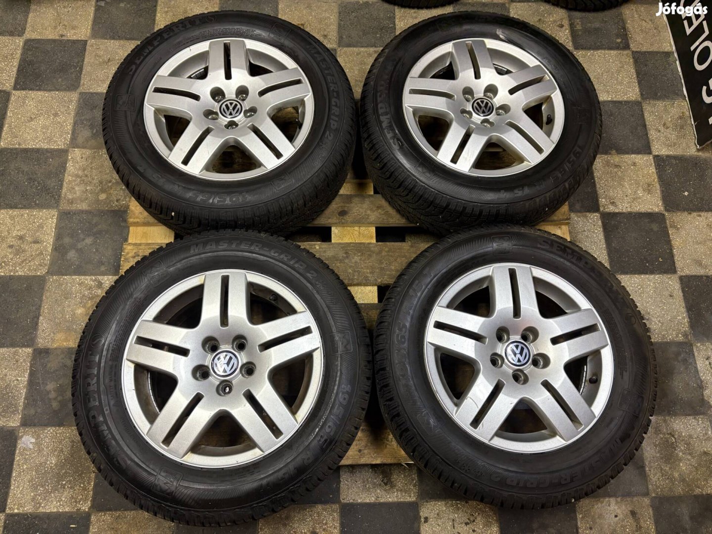 VW 15" gyári alufelni Volkswagen felni 5x100