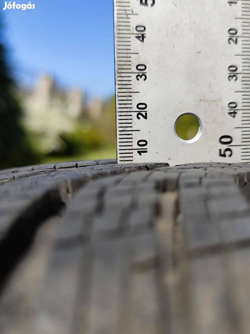 VW 15"-os acélfelni garnitúra téli gumival 5x12 - 195/65 R15 Semperit