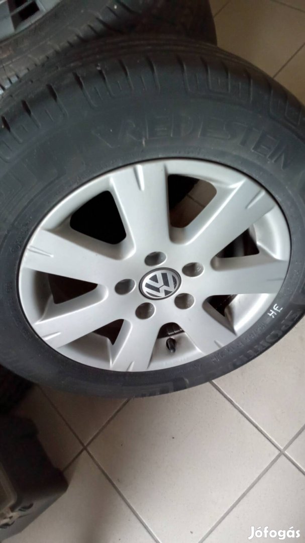 VW 15"-s komplett nyárikerekek