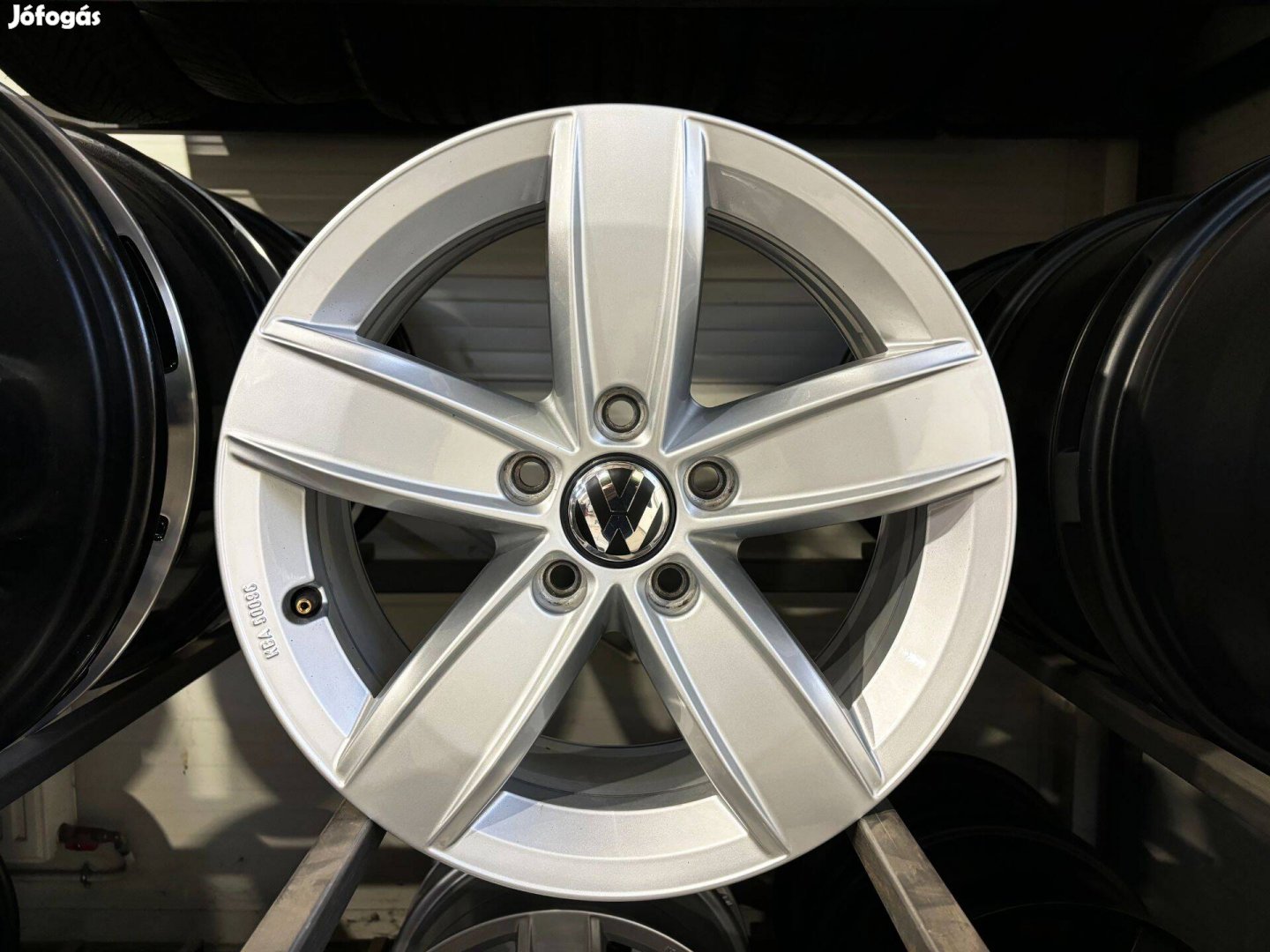 VW 16" 5x112 gyári alufelni szett eladó 16 coll Golf Passat Caddy