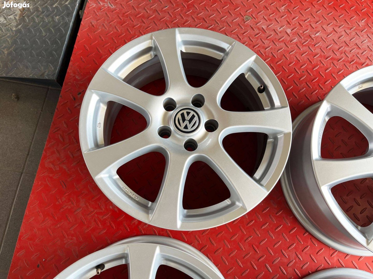 VW 17" 5x112 alufelni szett eladó 17 coll Passat Golf Tiguan CC