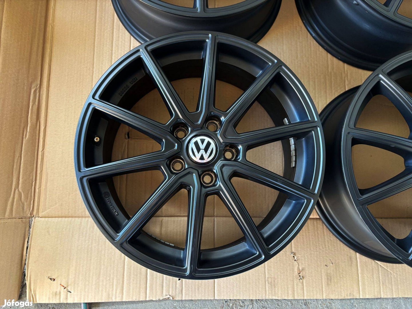 VW 17" 5x112 fekete alufelni eladó 17 coll Passat Tiguan CC