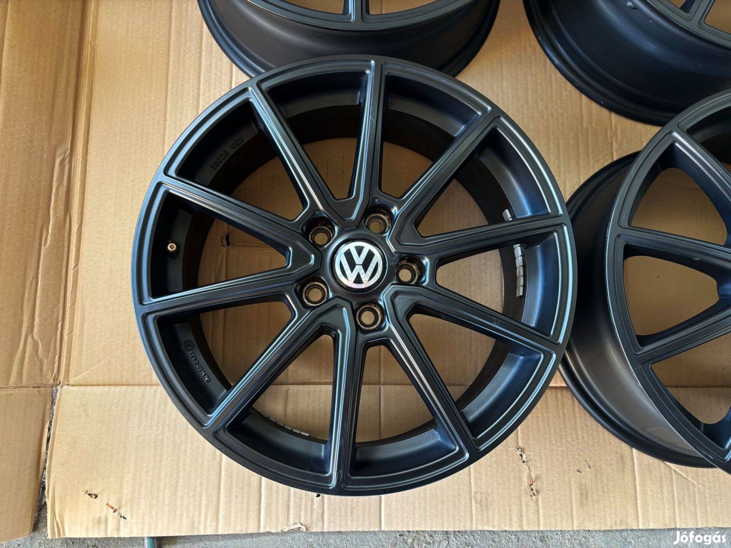 VW 17" 5x112 fekete alufelni eladó 17 coll Passat Tiguan CC