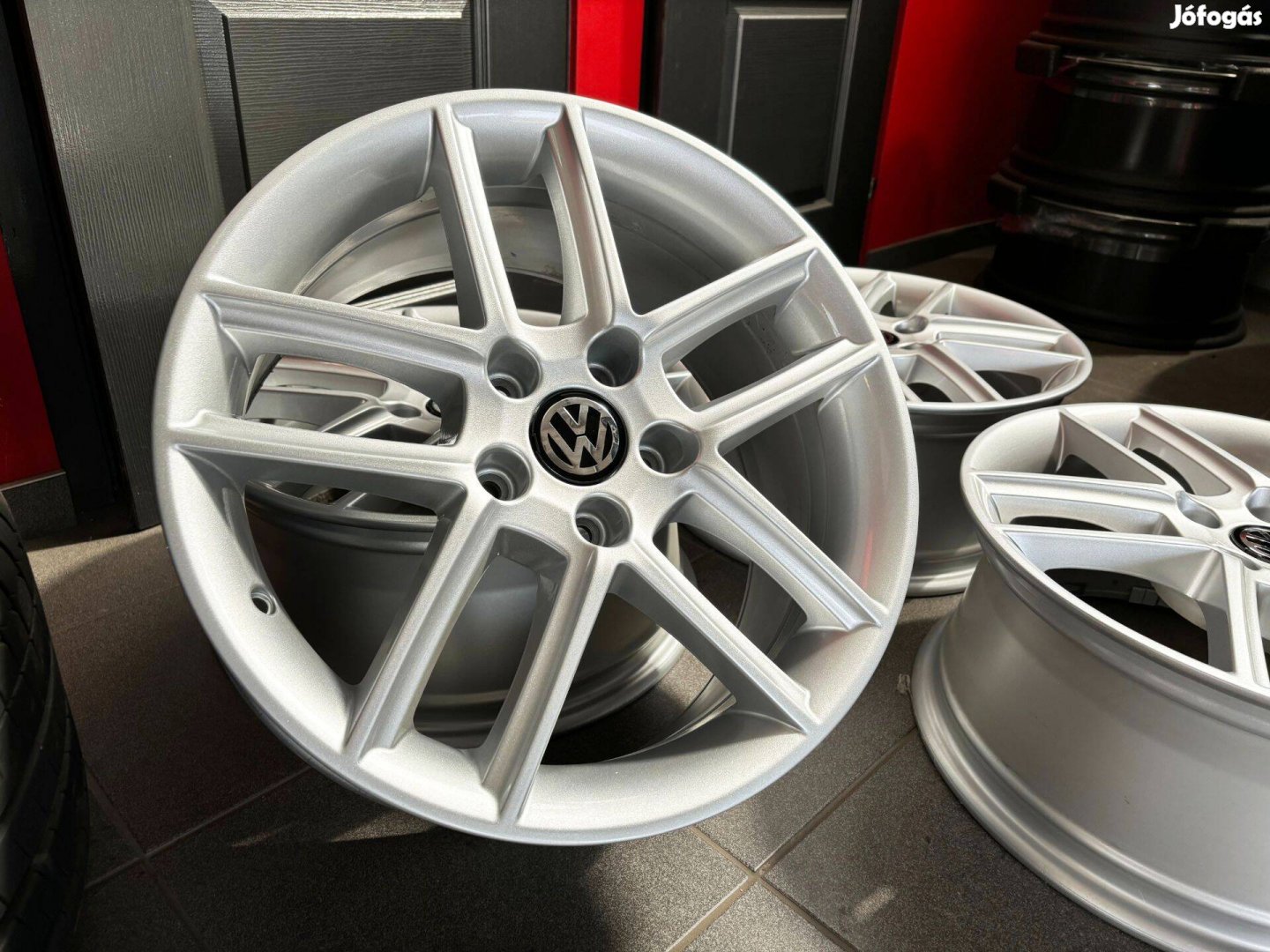 VW 17" 5x112 gyári alufelni eladó 17 coll Passat B8 Golf