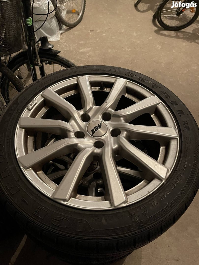 VW 17-es Aez alufelni szett nagyon jó téli gumikkal!