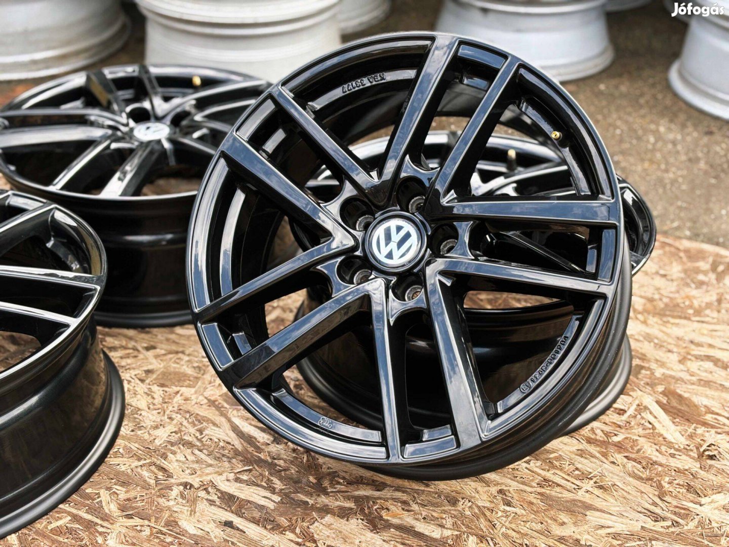 VW 18" 5x112 fekete alufelni eladó 18 coll Golf Passat Tiguan