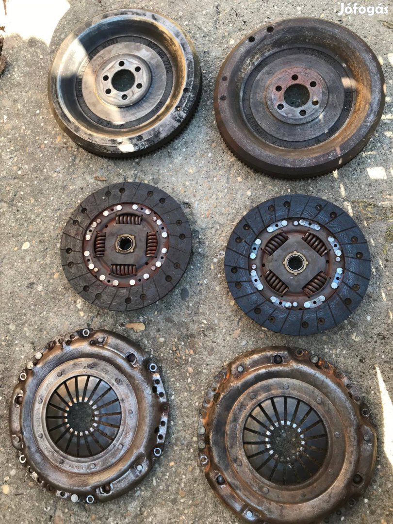 VW 1.9 TDI Kuplungszett lenkerékkel bontott