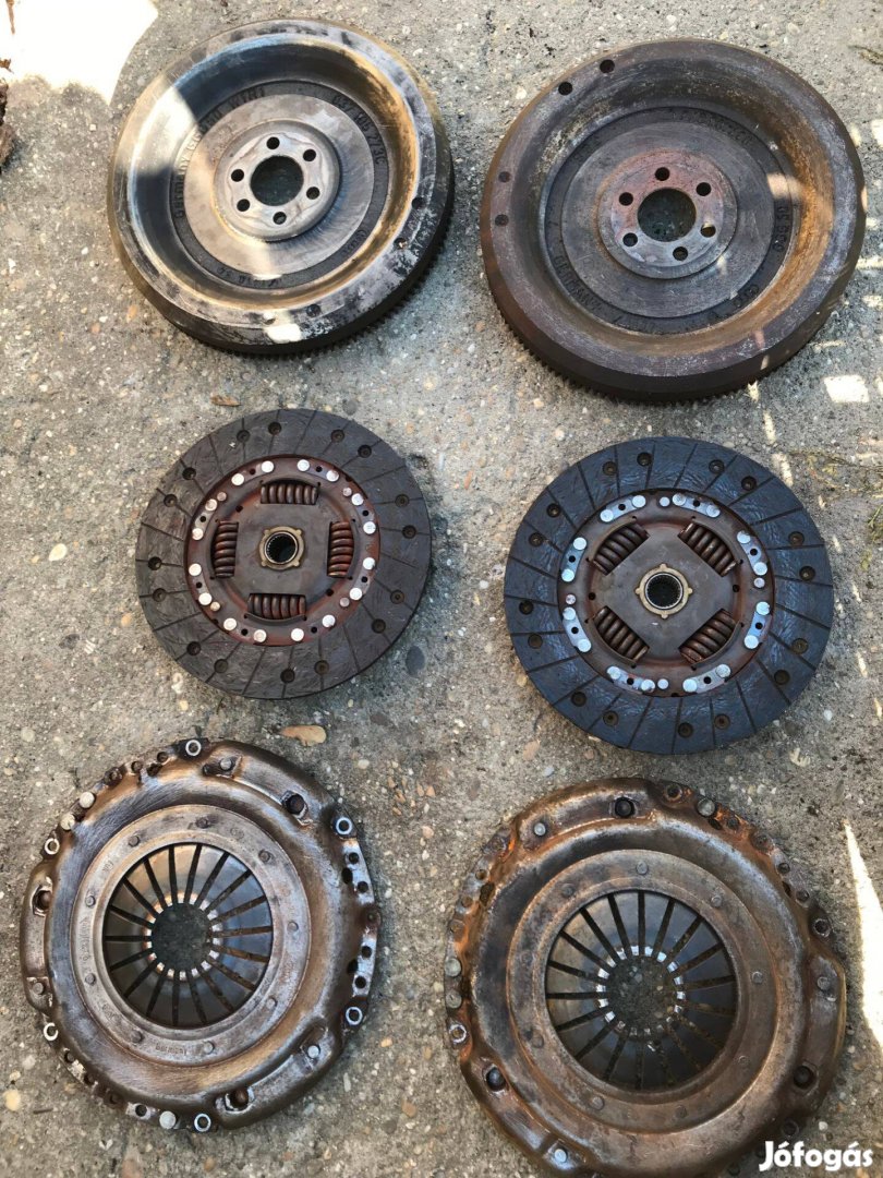 VW 1.9 TDI bontott kuplungszett lenkerékkel