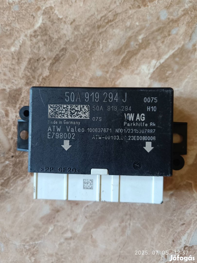 VW Artean parkolást segítő modul 