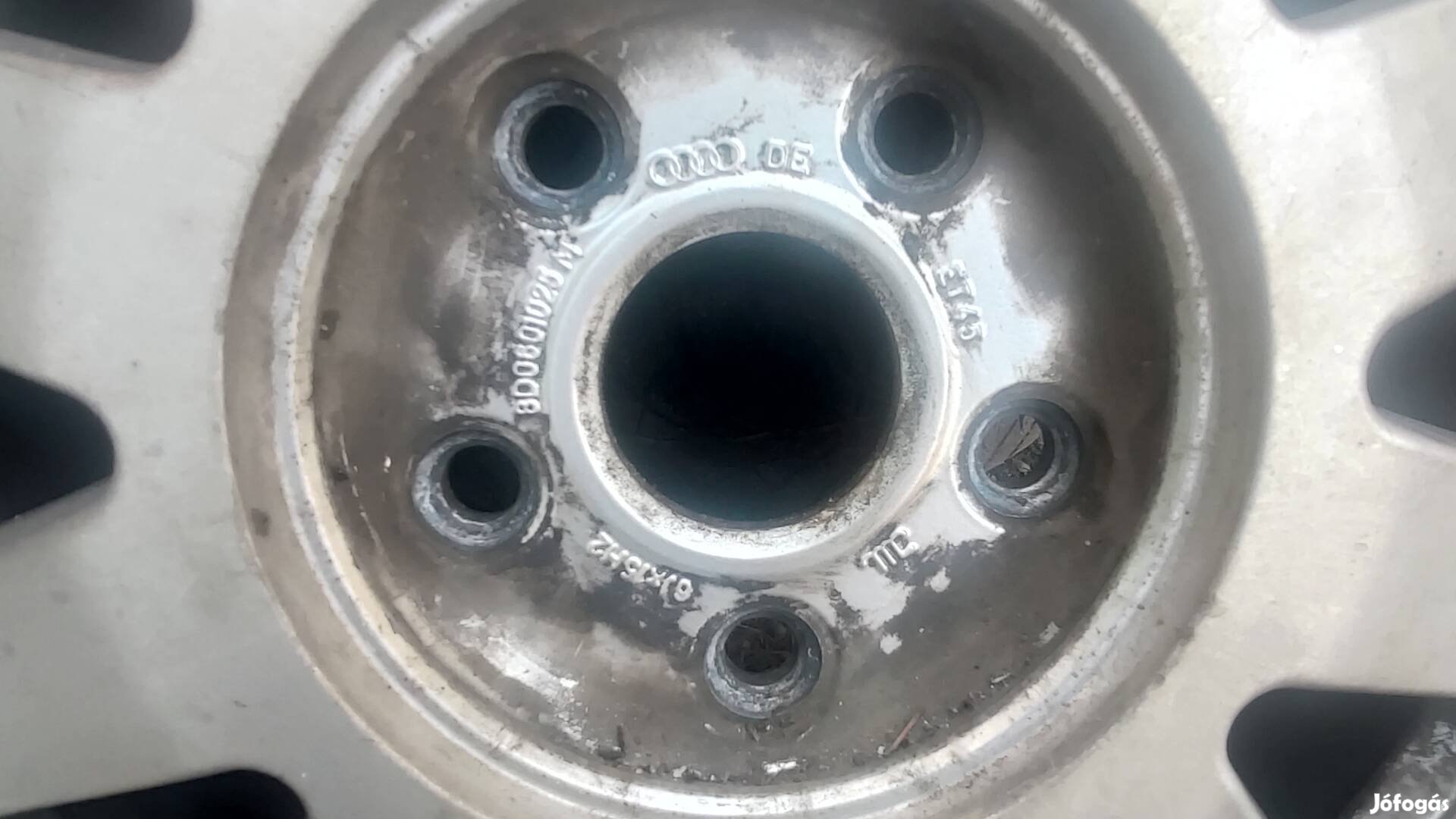 VW Audi 15" alufelni 5x112 57.1 agy et 43 használható gumikkal
