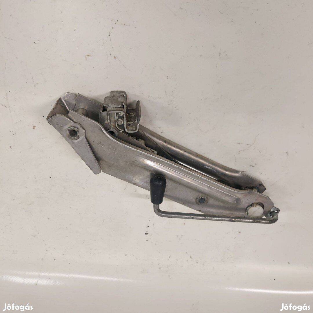 VW Audi Skoda Seat elemlő autóemelő