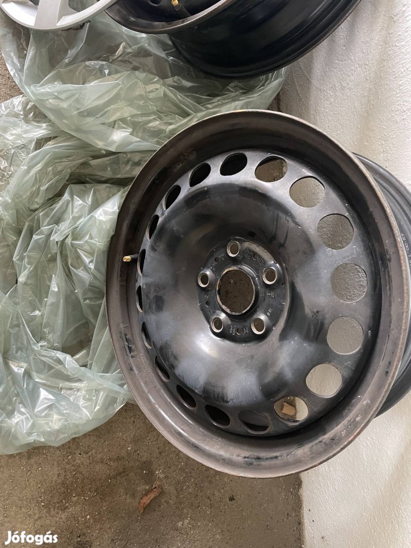 VW B8 Passat felni