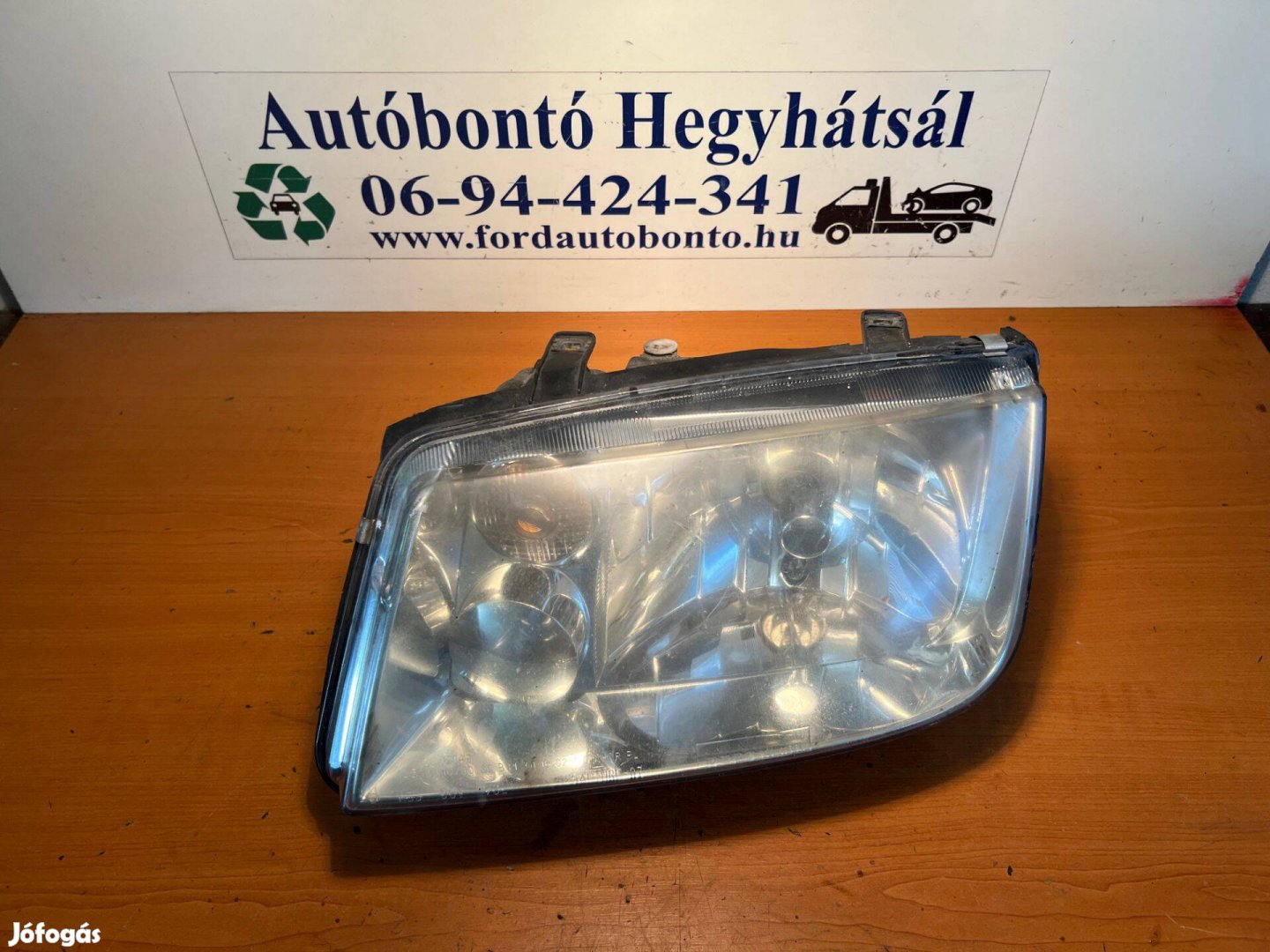 VW Bora 1.9 TDi (1999) (1J2) bal első lámpa