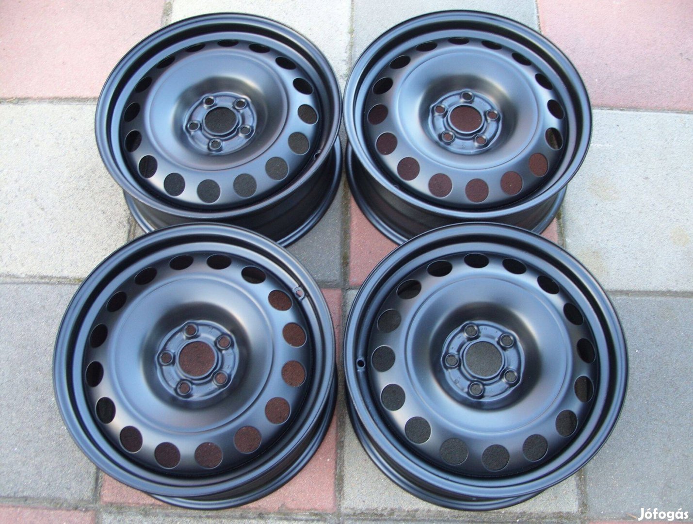 VW Bora Golf Polo Skoda Oktavia Seat Leon Audi A3 felni acélfelni 16"