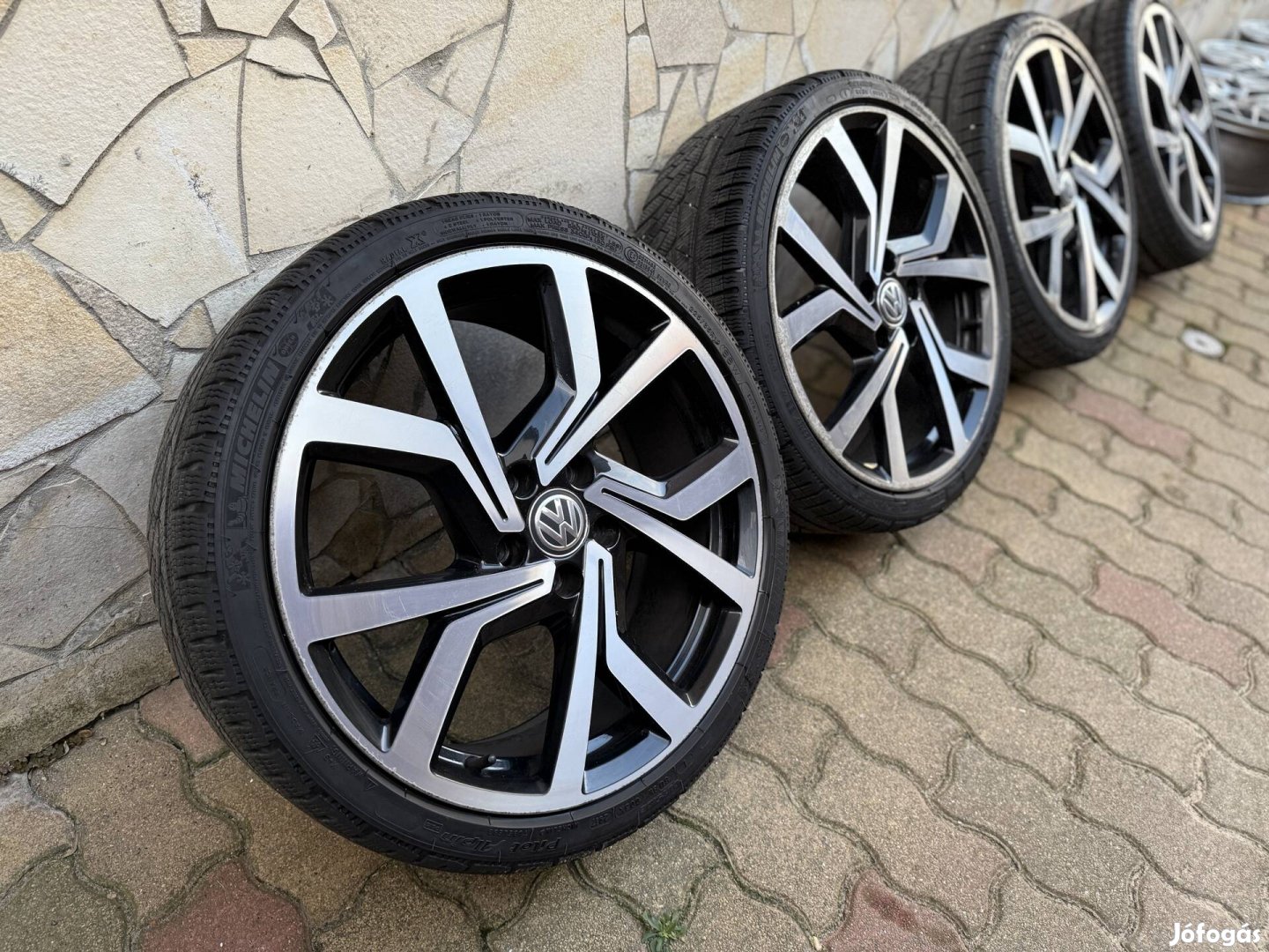 VW Brescia 5x112 R19 gyári Golf GTI alufelnik