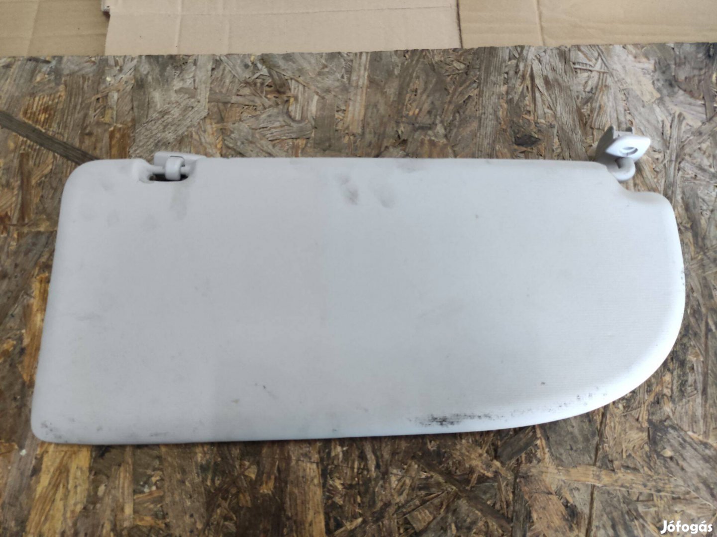 VW Caddy IV 2015-2020 bal napellenző