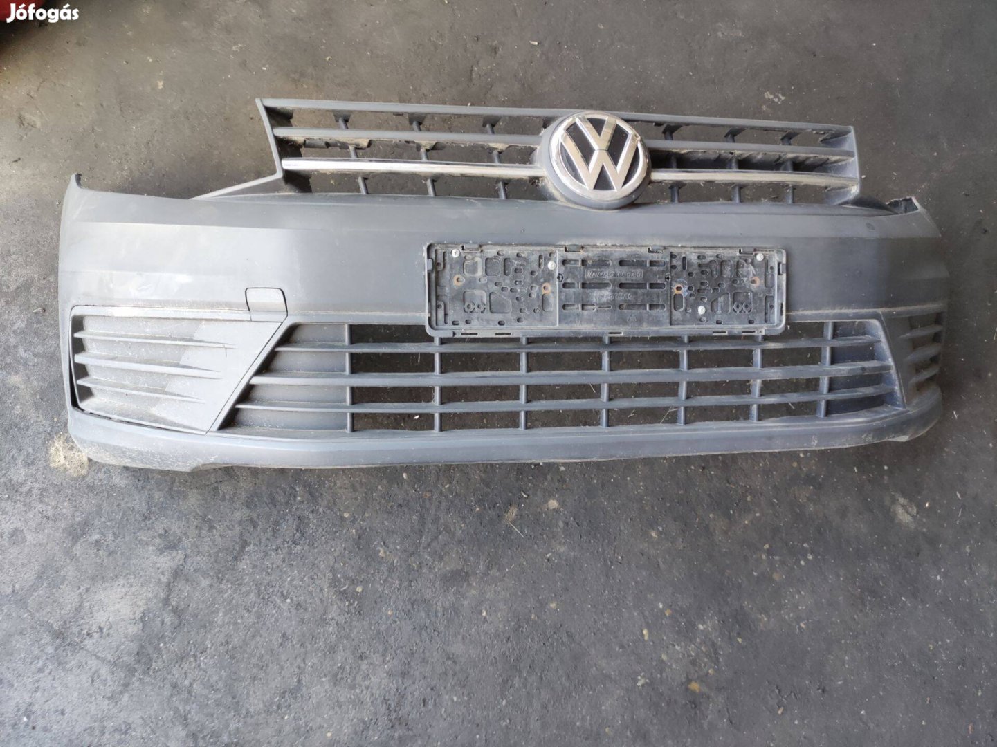 VW Caddy IV 2015-2020 első lökhárító részeivel