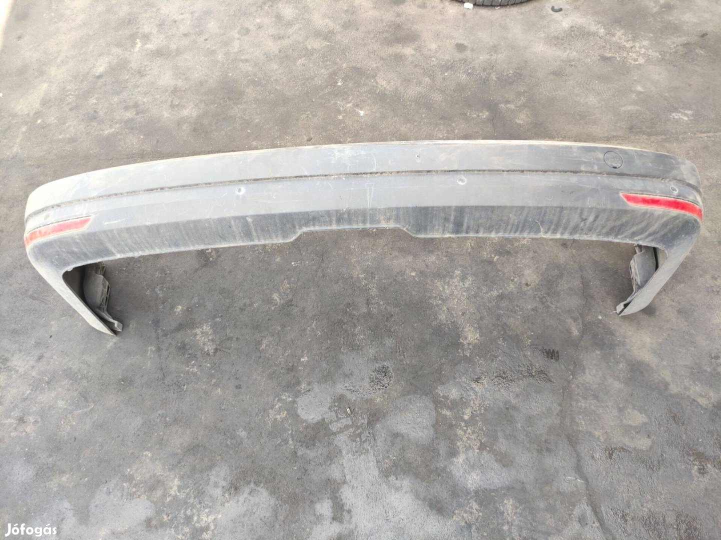 VW Caddy IV Maxi 2015-2020 radaros hátsó lökhárító